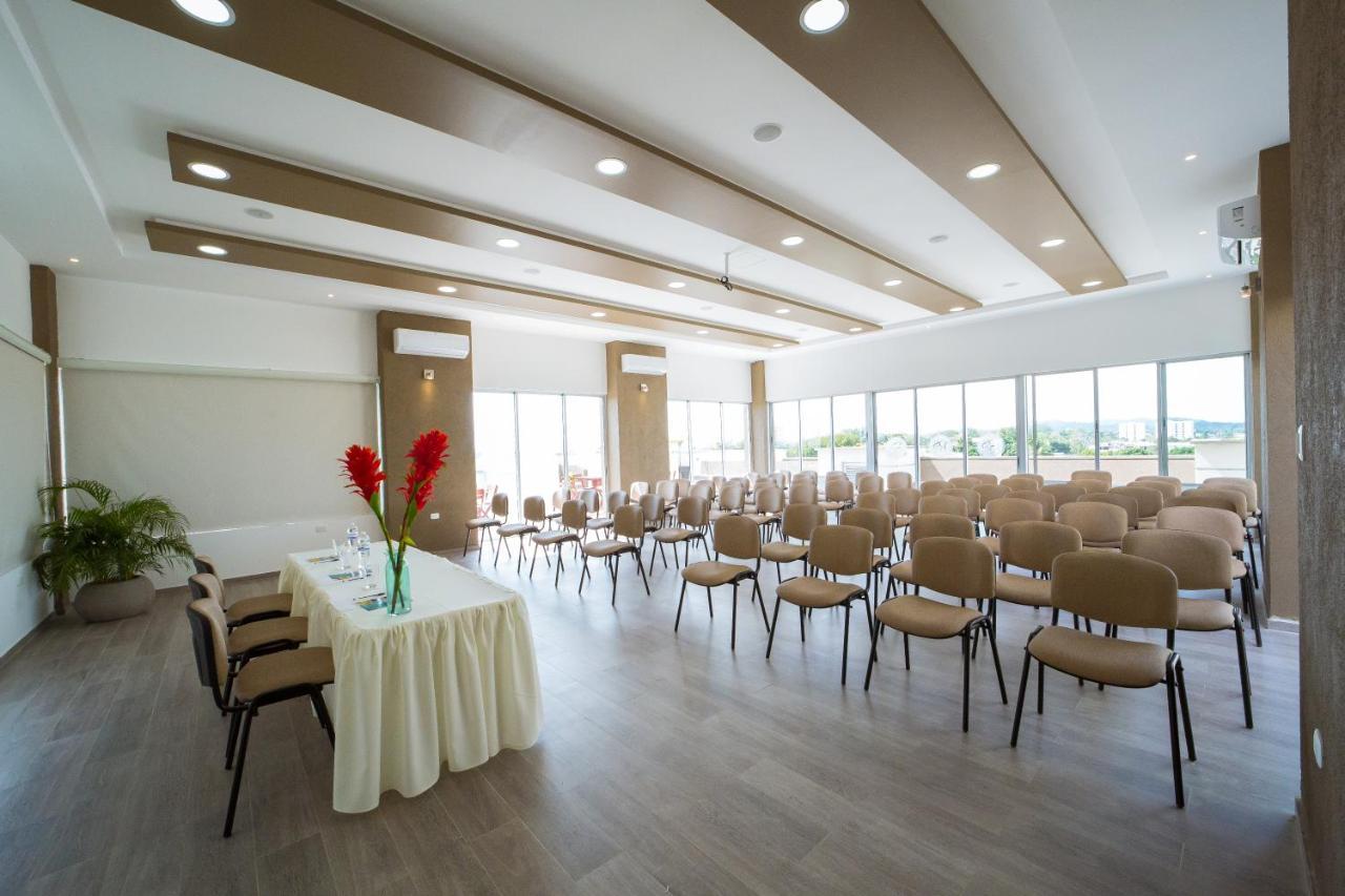 Ribera Sinu 3* Montería